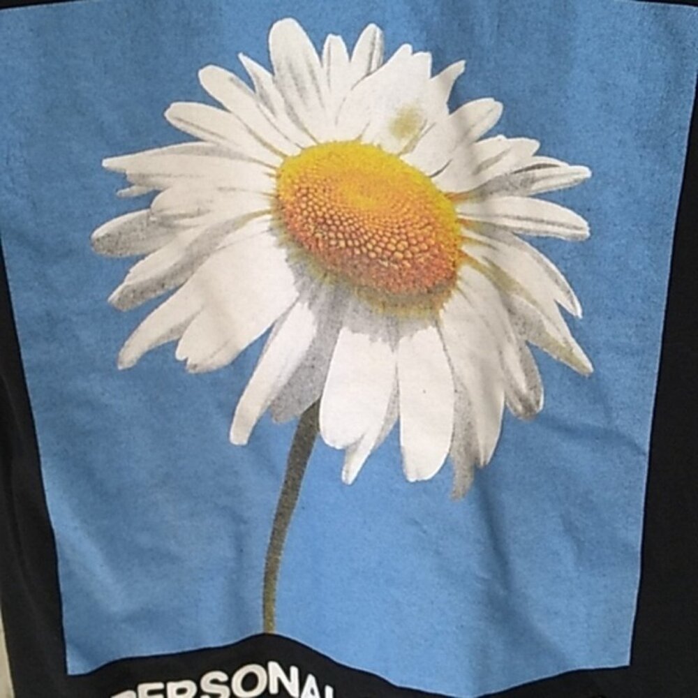 Petals and Peacocks Womens Size Small tshirt Dual graphic black crew - Picture 4 of 7